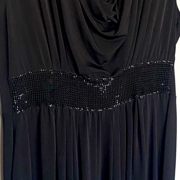 Black Knee Length Sleeveless Stretchy Dress by Hypnotized - Picture 4 of 8